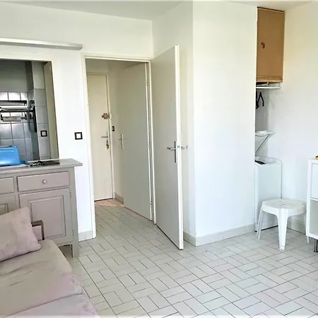 Proche Avec Terrasse, Loggia Et Parking - Fr-1-790-12 La Grande-Motte
