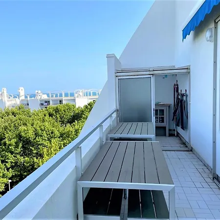 Proche Avec Terrasse, Loggia Et Parking - Fr-1-790-12 Apartment